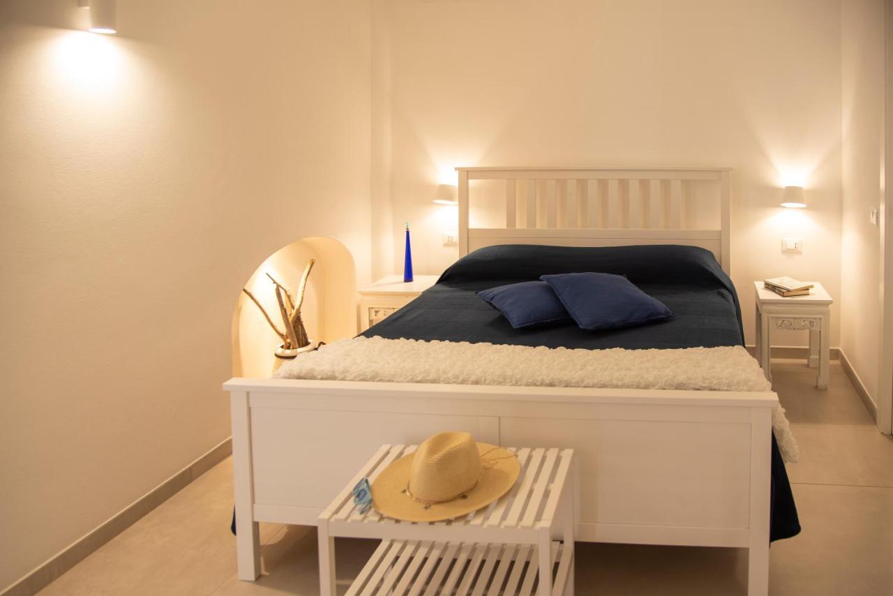 Maridea - Les Suites Du Soleil Ponza Exterior foto