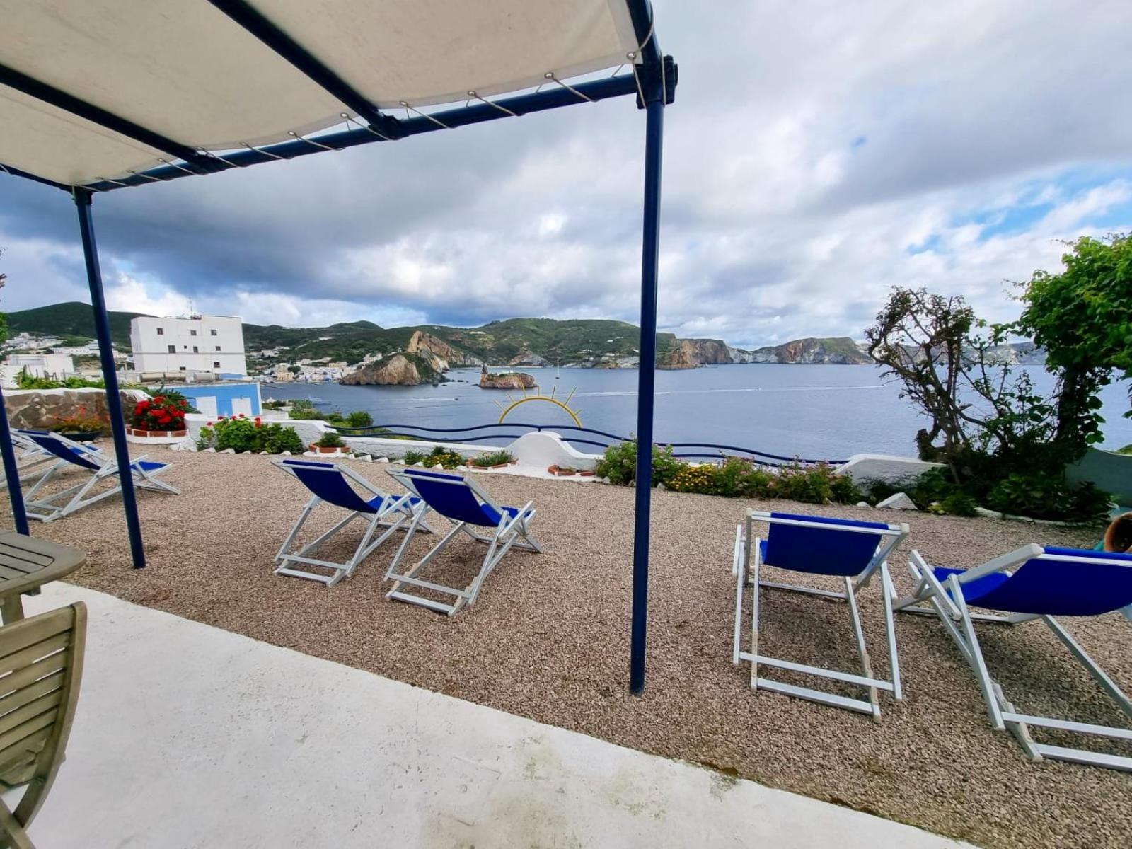 Maridea - Les Suites Du Soleil Ponza Exterior foto